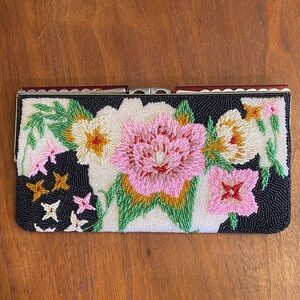 Vintage Floral Beaded Clutch